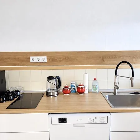 2-room Near Wilhelmshoehe Train Station And Stadthalle Apartment